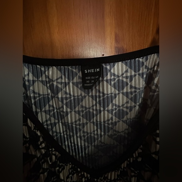 Shein Silky Crepe Style Pattered Tank Maxi Dress - Picture 5 of 6